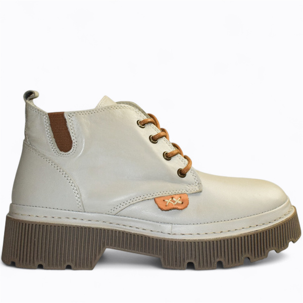 Markena Women's Gray Leather Boots