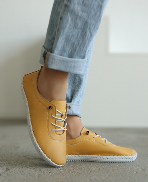 Rivessa Women's Mustard-Colored Leather Low-Top Shoes