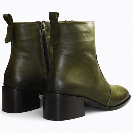 Skórzane zielone botki damskie Lamirel
