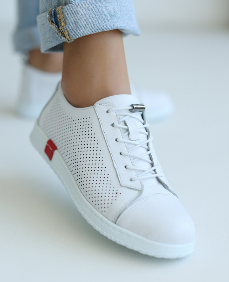 Skórzane białe sneakersy damskie Girelia