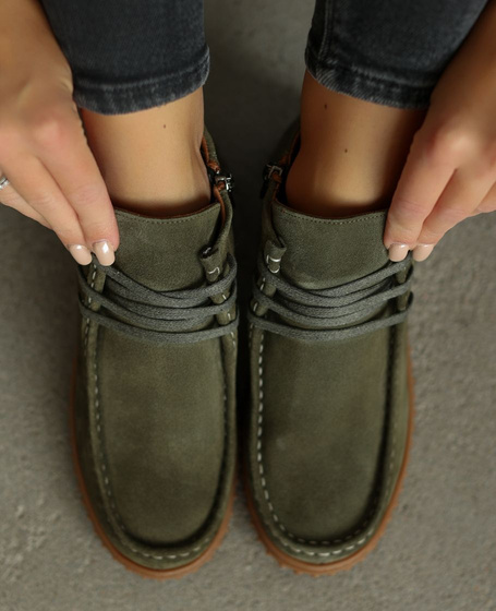 Dalorin Women's Olive-Green Leather Boots