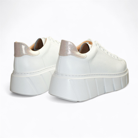 Lexeria Women's White Leather Sneakers with a Pink Accent