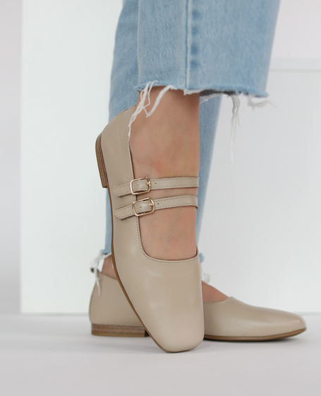 Albrika Women's Beige Leather Loafers