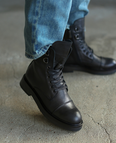 Natelie Women's Black Leather Boots