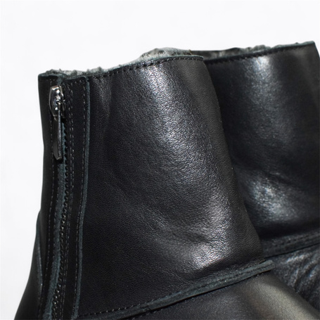 Thaliva Women's Black Leather Barefoot Boots