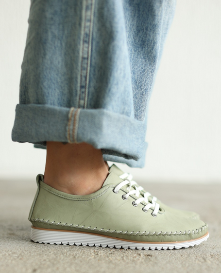 Helisse Women's Green Leather Loafers