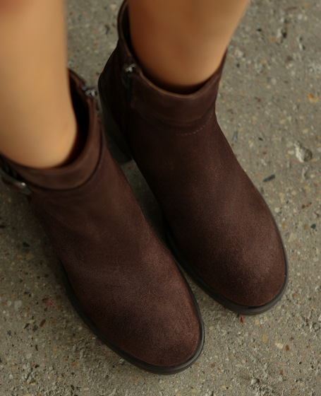 Skórzane czekoladowe botki damskie Lorenia