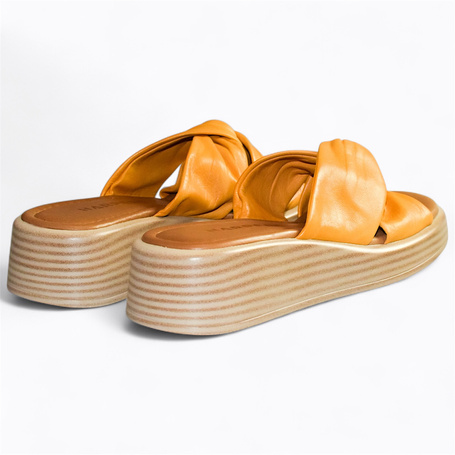 VARGELI WOMEN'S MUSTARD-COLORED FLIP-FLOPS