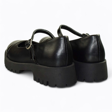 Giselda Women's Black Leather Low-Cut Shoes